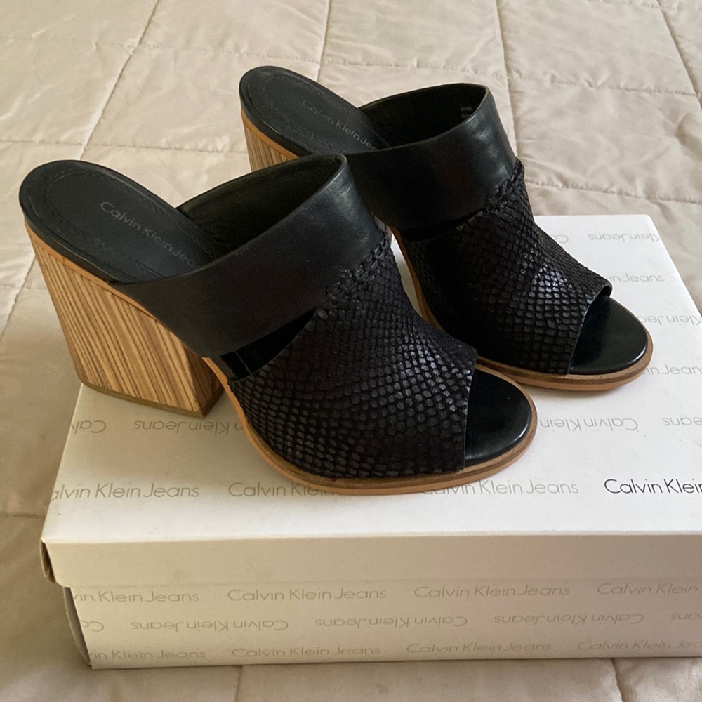 Calvin Klein black slides